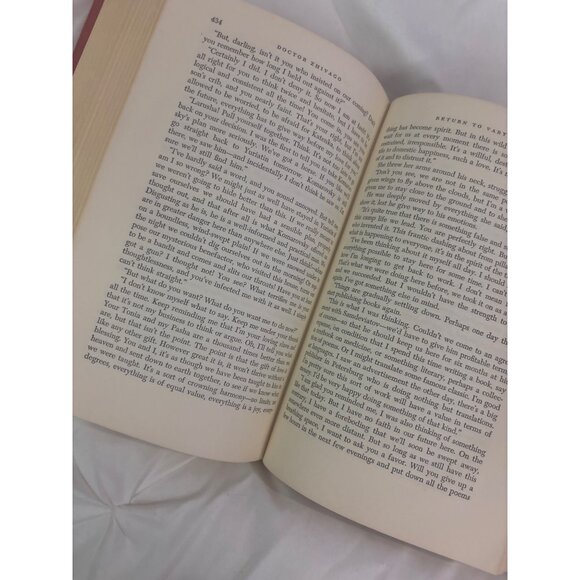 Doctor Zhivago — First American Edition, Pantheon, 1958 (No Dust Jacket) Vintage - Picture 11 of 16